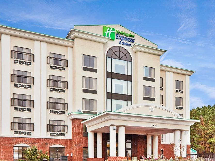 Holiday Inn Express Wilson I-95 By Ihg Exterior photo