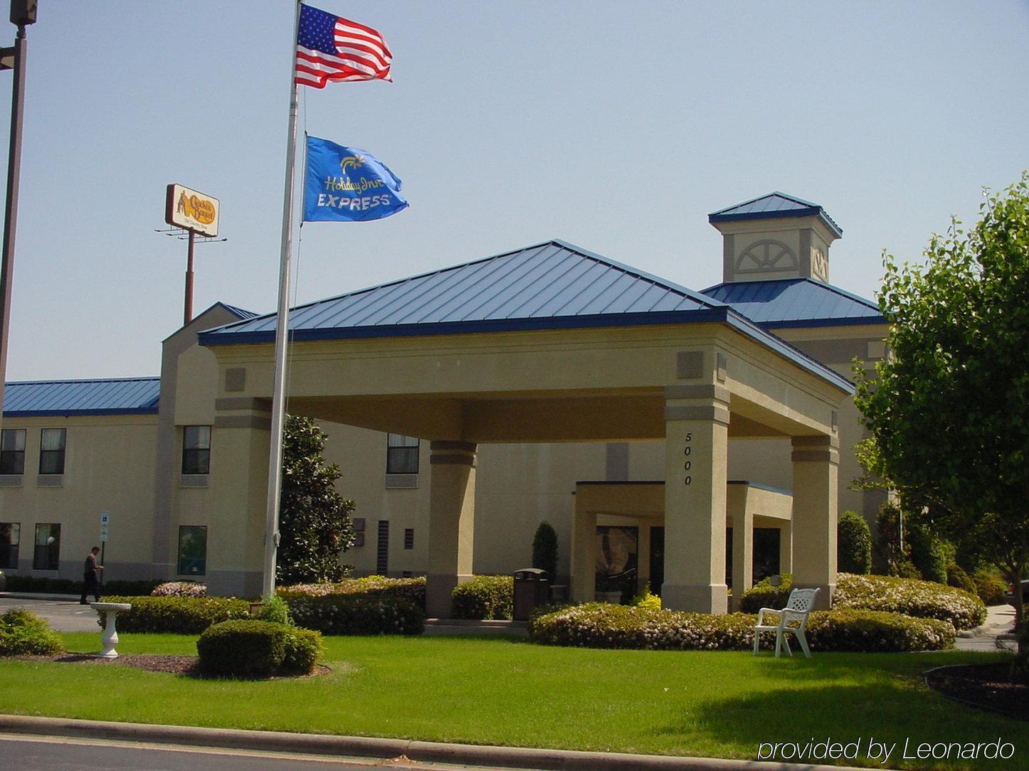 Holiday Inn Express Wilson I-95 By Ihg Exterior photo